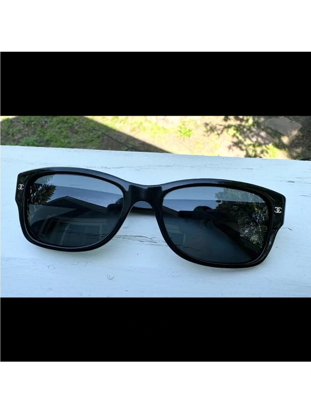 CHANEL Black Rectangular Logo Sunglasses - Black
